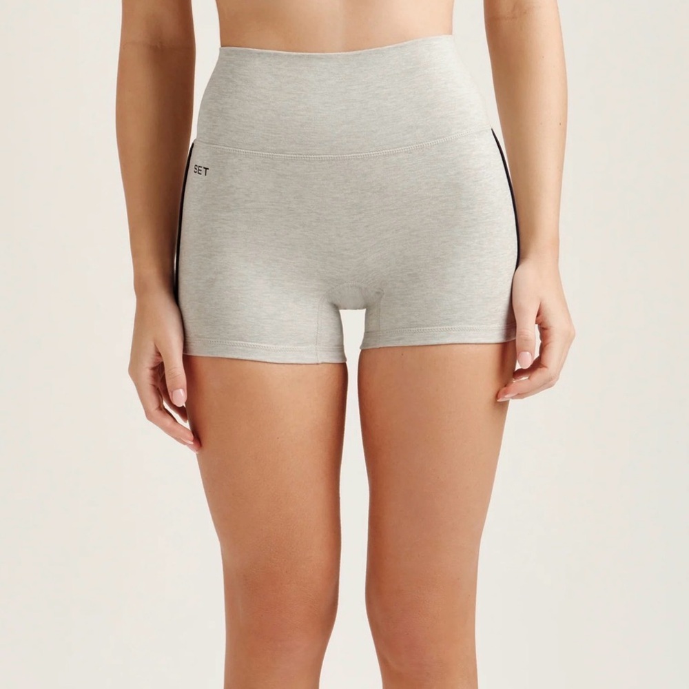 Set Active Formcloud Cloud Pipe Shorts & Tank - image 3